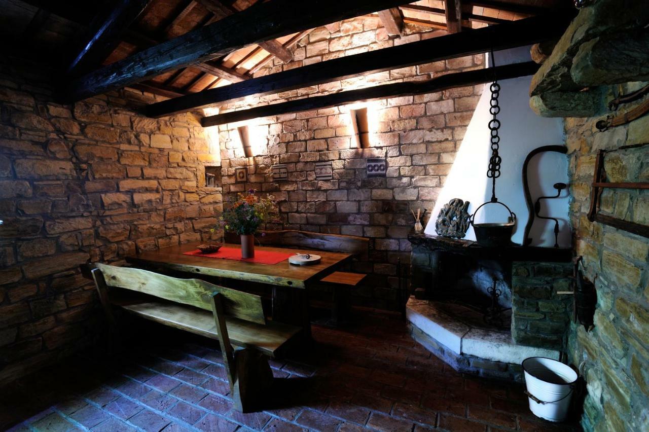 Traditional Istrian Stone House Šmarje 외부 사진